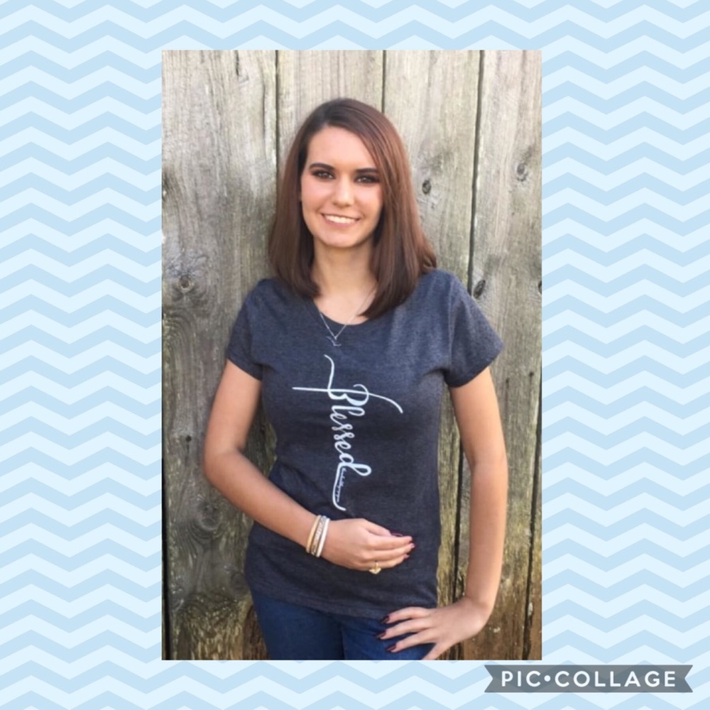 ✨✨NWT Blessed super soft short sleeved tee